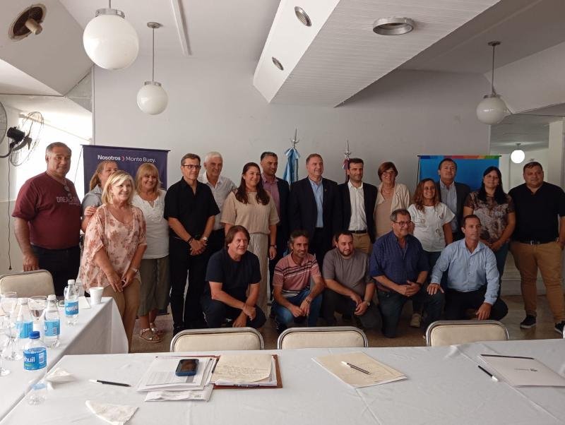 Sergio Rodríguez se reunió con el Ministro de Educación en la reunión de la Comunidad Regional MJ